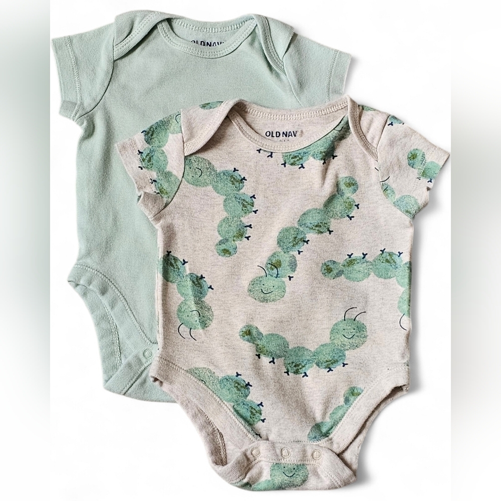 Old Navy 2 Pack Bodysuit Set Size 0–3M